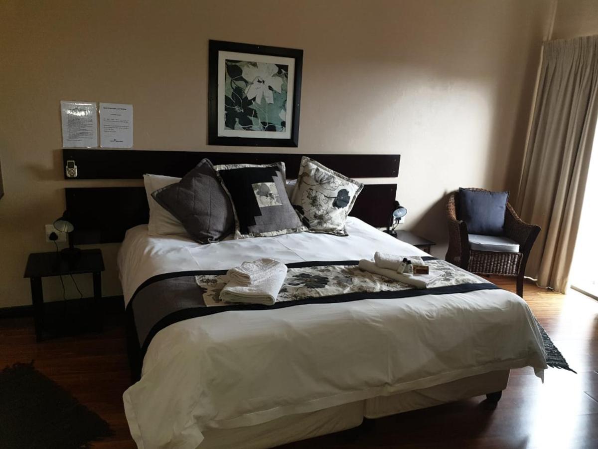 Tsessebe Guesthouse Блумфонтейн Екстер'єр фото