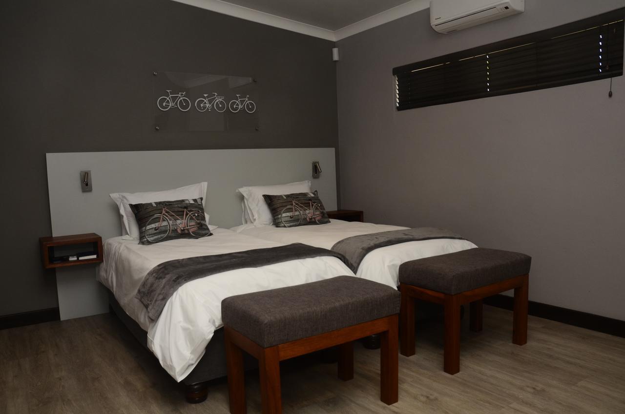 Tsessebe Guesthouse Блумфонтейн Екстер'єр фото
