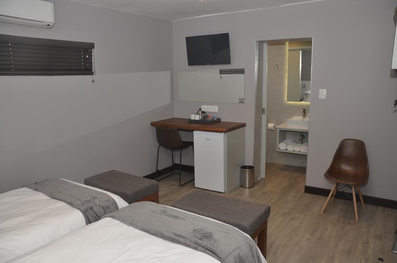 Tsessebe Guesthouse Блумфонтейн Екстер'єр фото