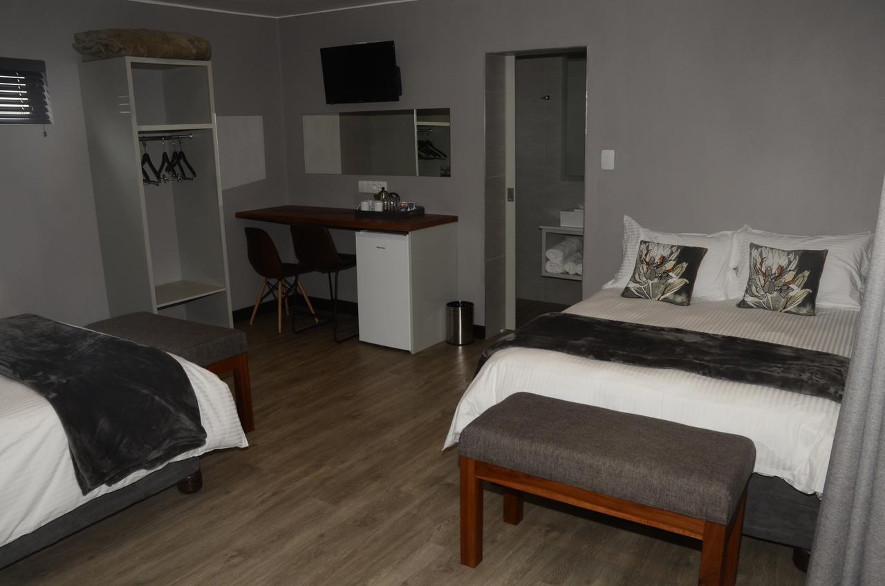 Tsessebe Guesthouse Блумфонтейн Екстер'єр фото